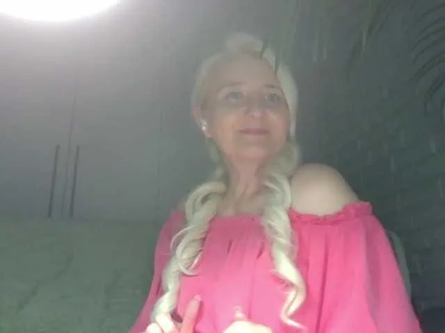 Neznost – webcam model profile photo Image 13