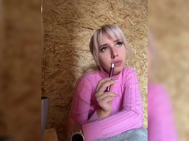 SweetieSinXXX – webcam model profile photo Image 9