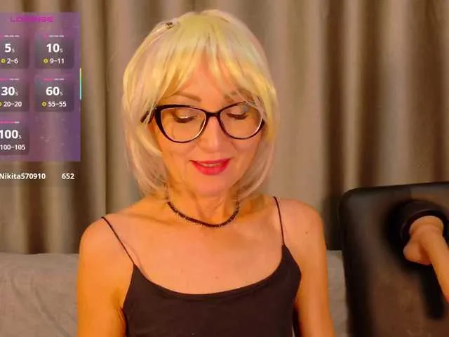 PaulinaGiovanni – webcam model profile photo Image 16