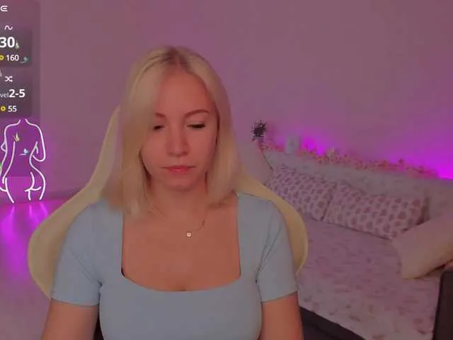 Selvaggia_official83 – webcam model profile photo Image 9