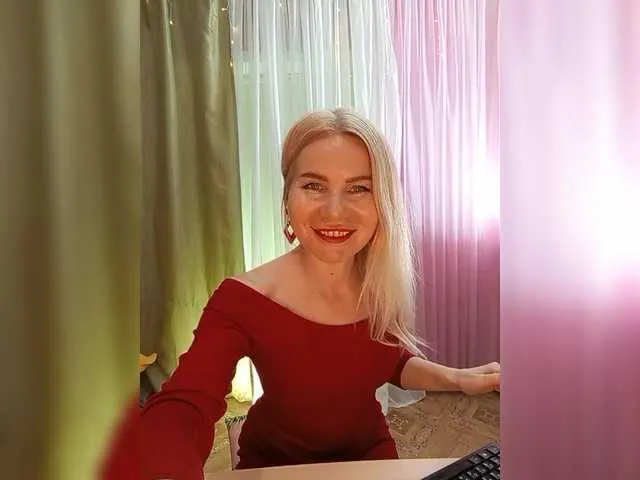 ElizaJaramillo – webcam model profile photo Image 3