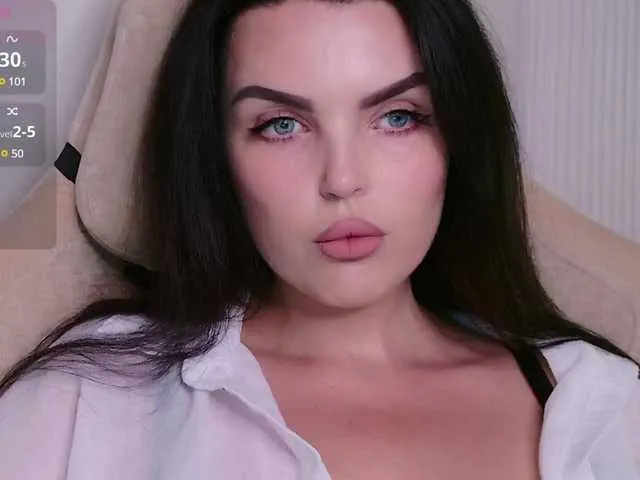 ErzabelLew – webcam model profile photo Image 6