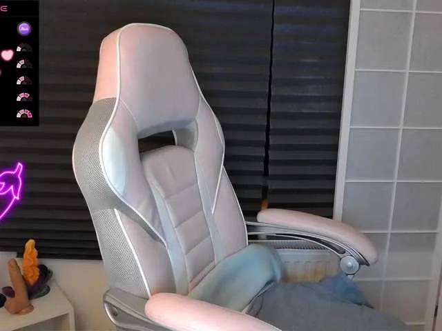 HaleyLyon – webcam model profile photo Image 3