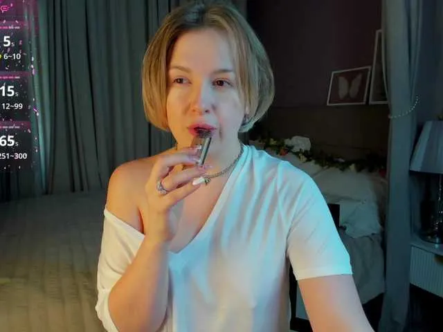 NATSU_Therapist – webcam model profile photo Image 7