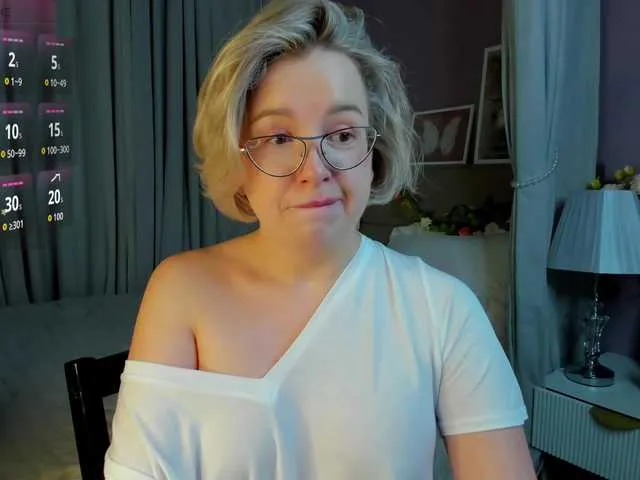 NATSU_Therapist – webcam model profile photo Image 8