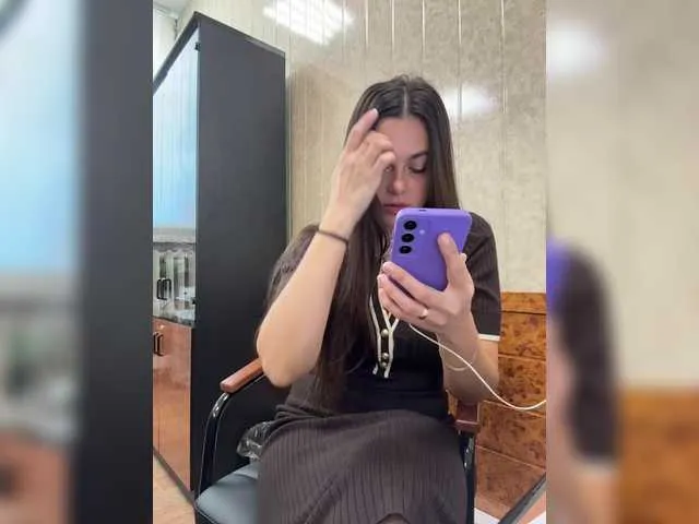 Anita – webcam model profile photo Image 19