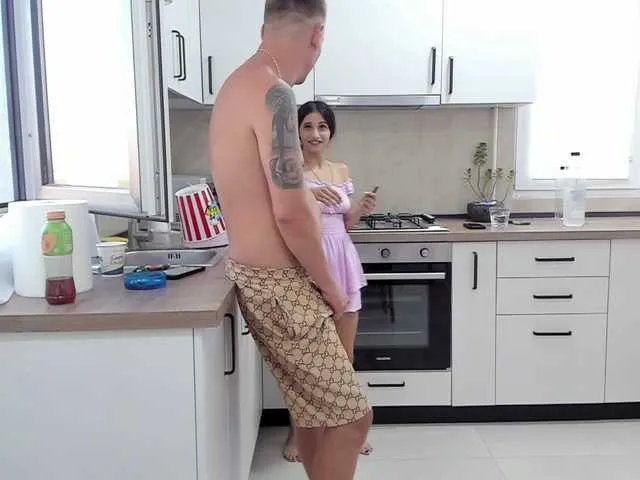 AntonellaBahamon – webcam model profile photo Image 4