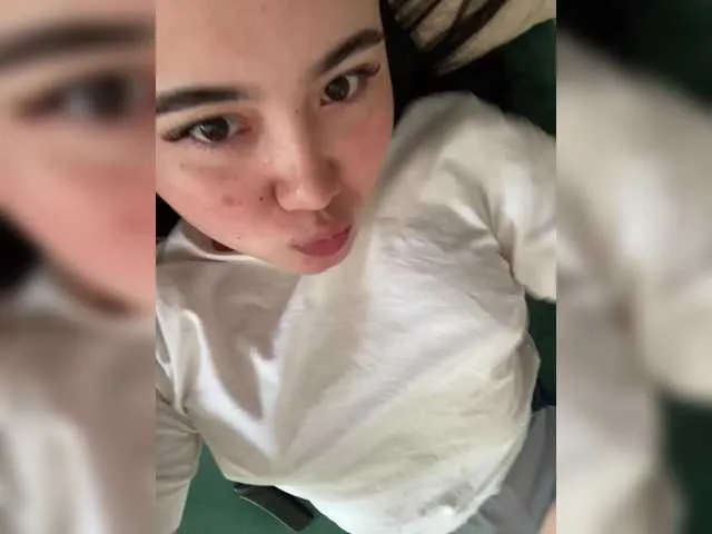 ElaRossie – webcam model profile photo Image 6