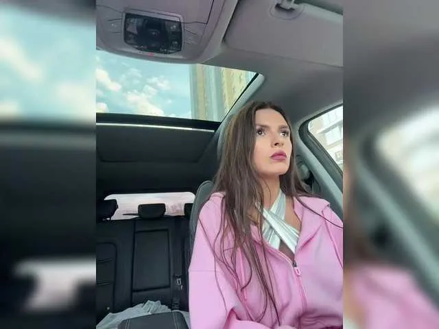 MiraKova – webcam model profile photo Image 16