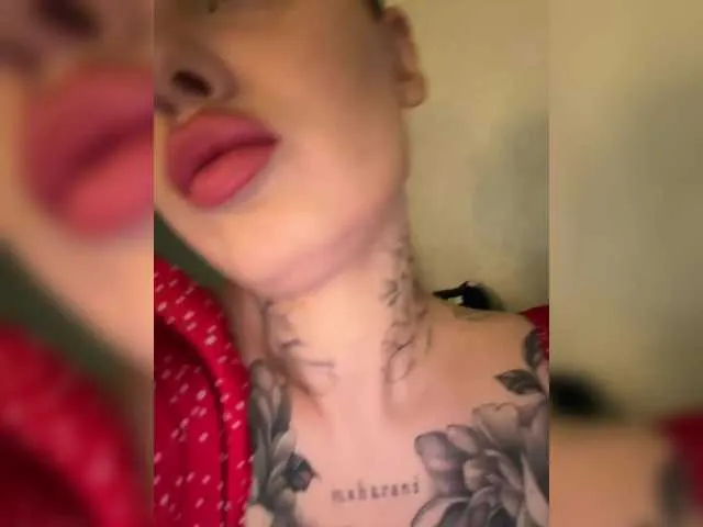 VenusRusell – webcam model profile photo Image 10