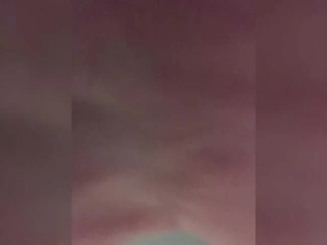 VenusRusell – webcam model profile photo Image 13