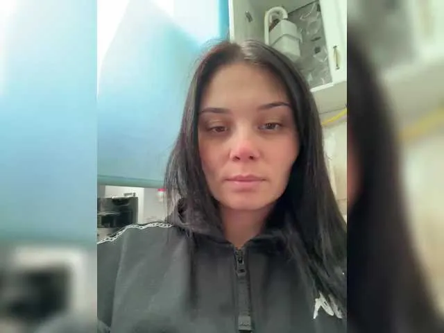 KateGale – webcam model profile photo Image 19