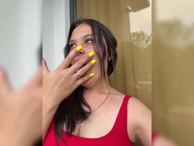 KateGale – webcam model profile photo Image 5