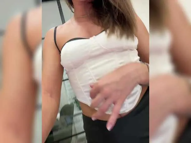 TessaMyst – webcam model profile photo Image 11