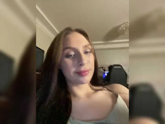 PaulinaGiovanni – webcam model profile photo Image 17