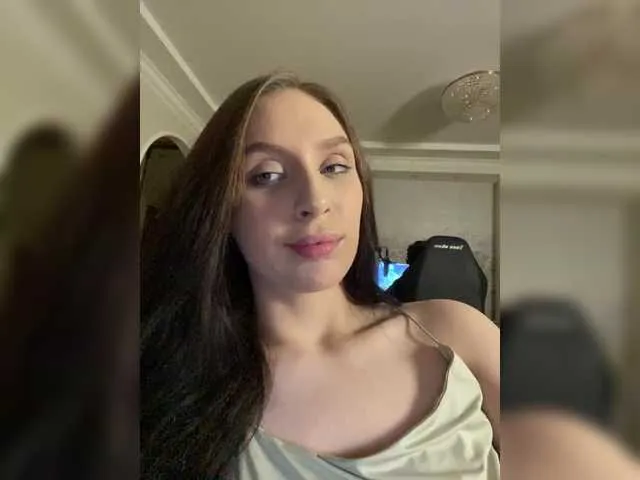 PaulinaGiovanni – webcam model profile photo Image 8