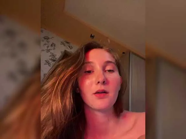 EstefaniaBrown – webcam model profile photo Image 9