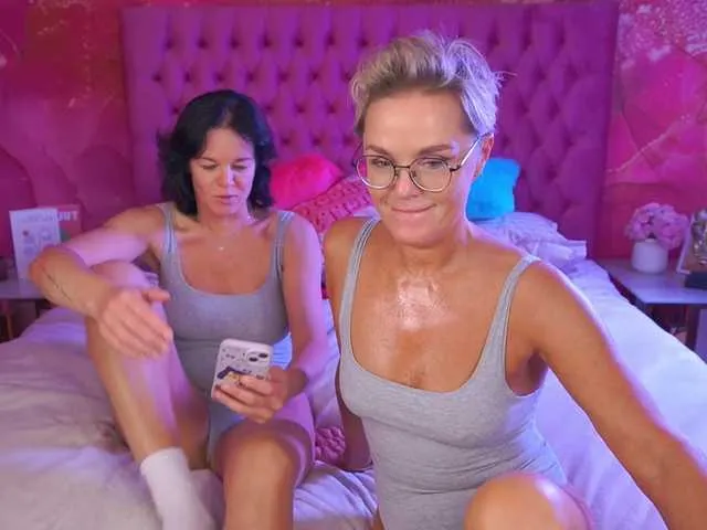 MayaHiper – webcam model profile photo Image 11