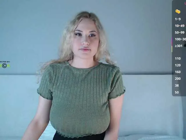 AnnieArias – webcam model profile photo Image 13