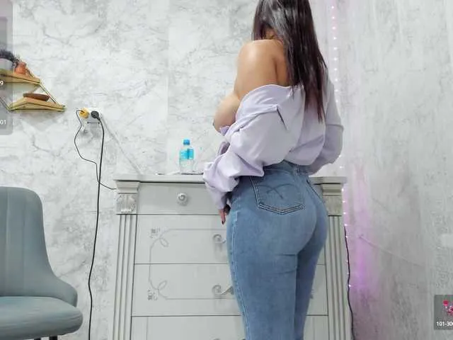 MaraEverly – webcam model profile photo Image 18