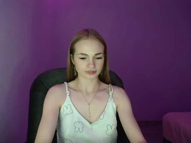 Bella-999 – webcam model profile photo Image 5