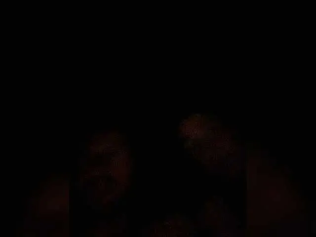 VIKITOMMY – webcam model profile photo Image 11