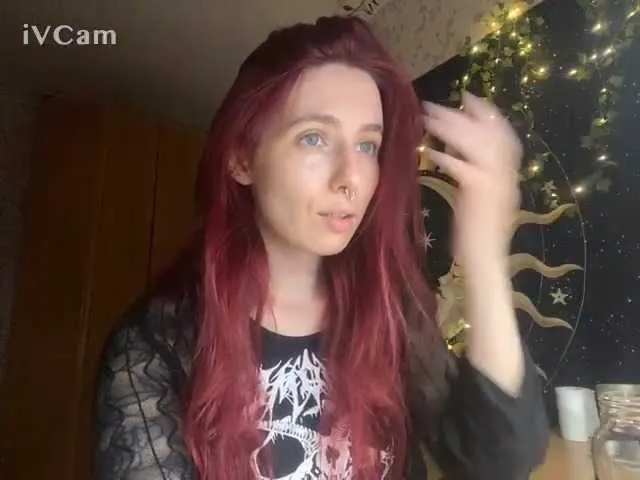 Dolce – webcam model profile photo Image 11