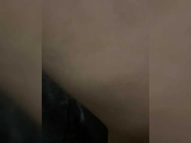 MadelineLane – webcam model profile photo Image 14