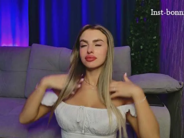 MarisaGrace – webcam model profile photo Image 14