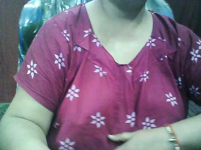 ErzabelLew – webcam model profile photo Image 6