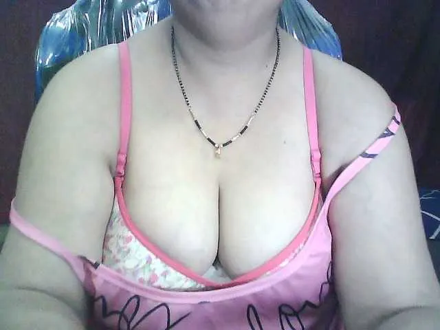 ErzabelLew – webcam model profile photo Image 8