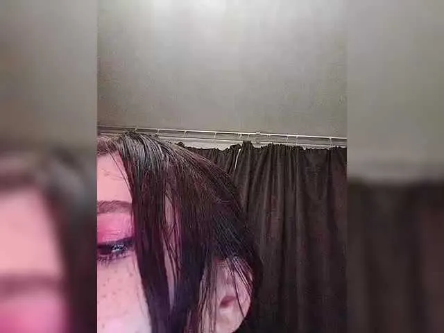 DaphneBecket – webcam model profile photo Image 8