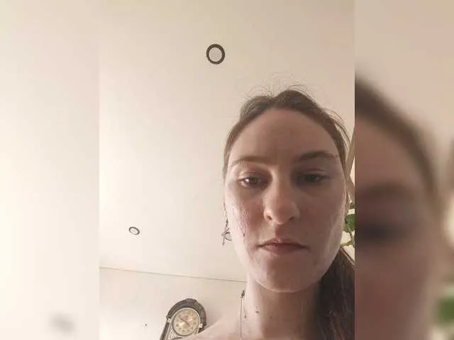 AriaSins – webcam model profile photo Image 12