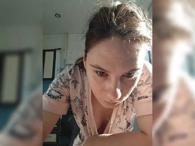 AriaSins – webcam model profile photo Image 14