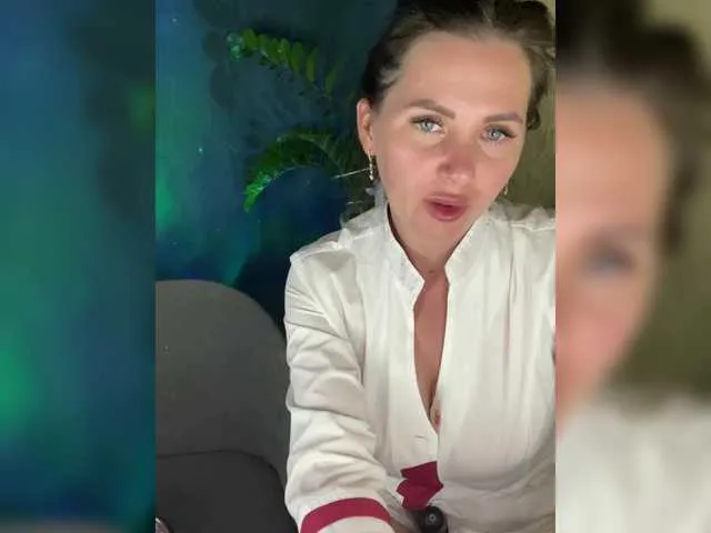 Alice_surprise – webcam model profile photo Image 7