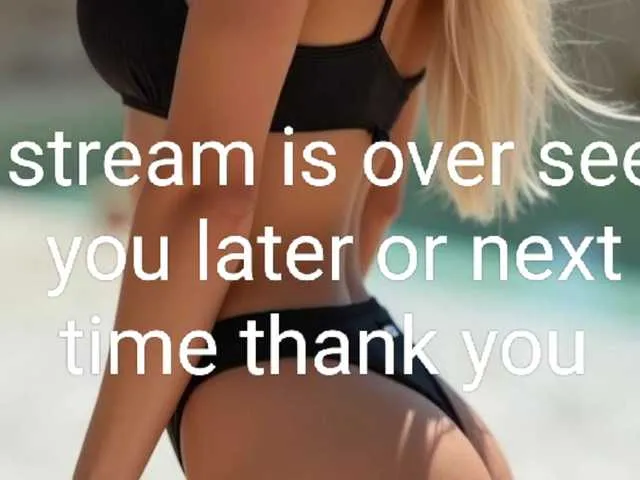 Dolce – webcam model profile photo Image 7