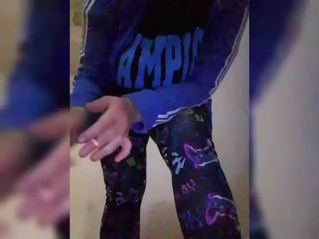 exnasisi – webcam model profile photo Image 14