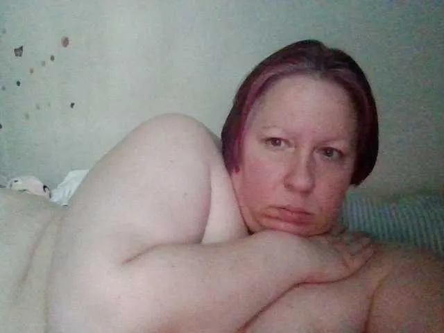 Dolce – webcam model profile photo Image 2