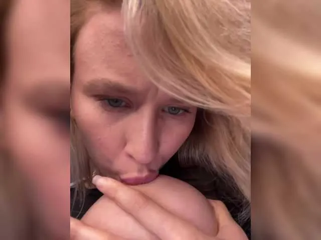 JessieLiu – webcam model profile photo Image 7