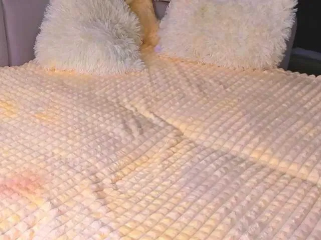 LovelyLydia – webcam model profile photo Image 15