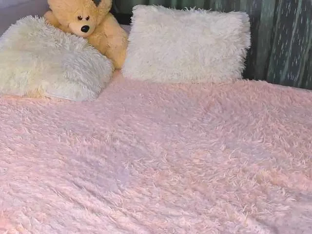 LovelyLydia – webcam model profile photo Image 6