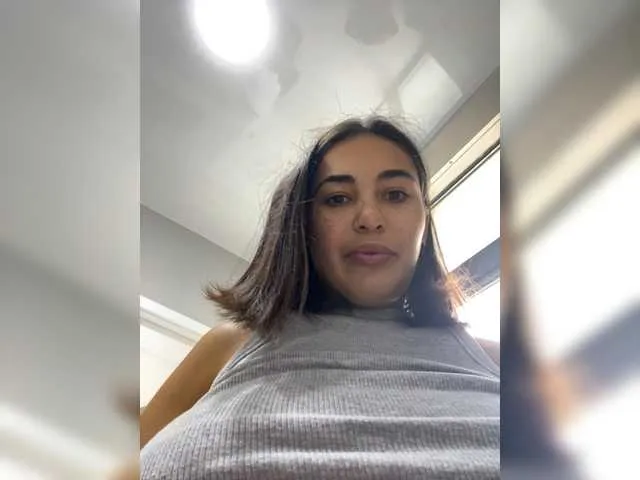 AnnAbbey – webcam model profile photo Image 16