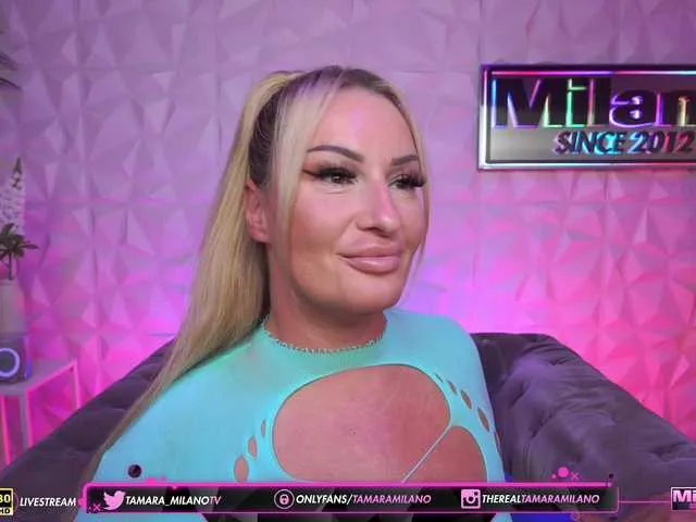 AnnieArias – webcam model profile photo Image 14