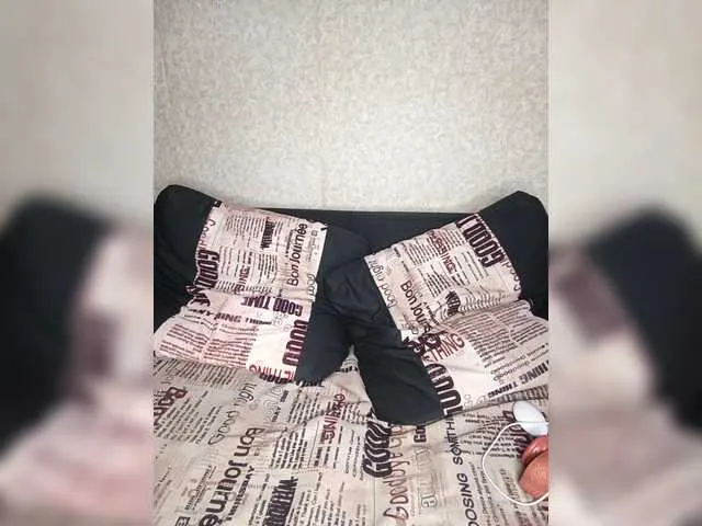 SweetieSinXXX – webcam model profile photo Image 5