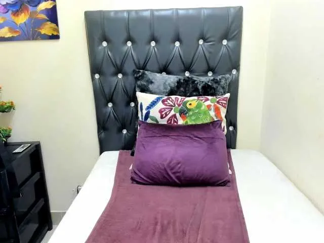 YuliyaLasker – webcam model profile photo Image 15