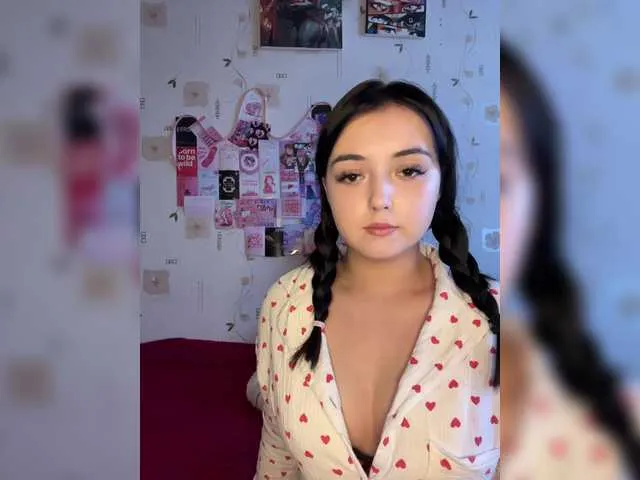 GrettaGrand – webcam model profile photo Image 2