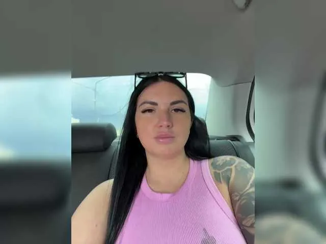 TokionaJoe – webcam model profile photo Image 10