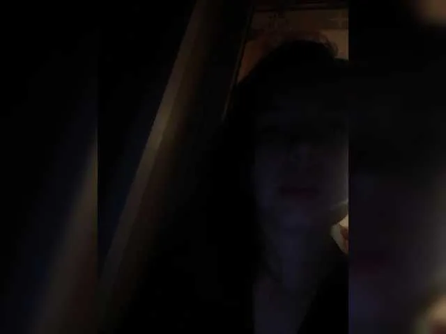 MissLMrJ – webcam model profile photo Image 17