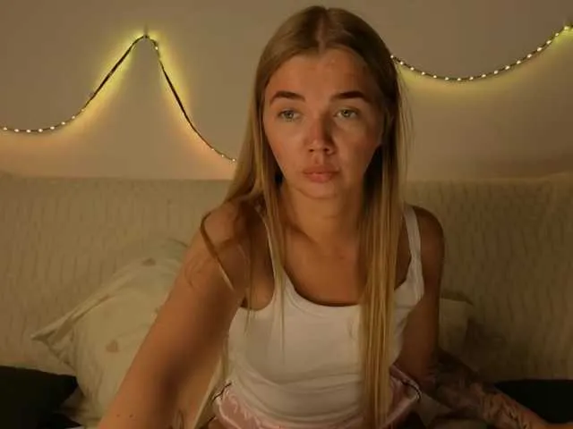 Seira__nn – webcam model profile photo Image 19