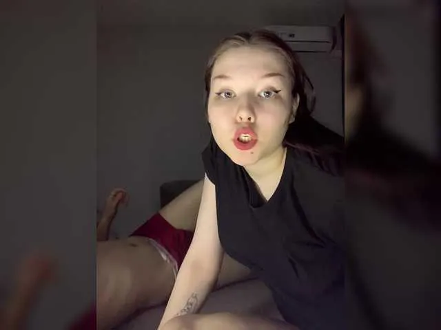 SweetCoople – webcam model profile photo Image 8